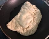 Foto langkah ke 4 dari resep Pizza Calzone / Pizza Lipat ala Pa**ies.