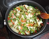 Foto del paso 2 de la receta: Rabas de merluza con menestra de verduras