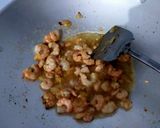 Foto langkah ke 5 dari resep Tumis Udang Pakcoy.