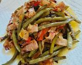 A picture of step 5 of Fried Green Beans with Ham & Radish Greens.