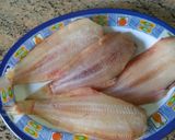 Foto del paso 1 de la receta: Lenguadina a la plancha con picada de ajos y pimentón
