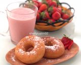 Foto langkah ke 2 dari resep Simple Strawberry Smoothies.