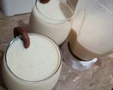 A picture of step 4 of Banana injeer shake.