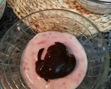 Foto del paso 7 de la receta: Postre cremoso de fresa y chocolate