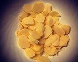 Foto del paso 1 de la receta: Patatas a la crema absolutamente deliciosas, rápidas y fácil de hacer