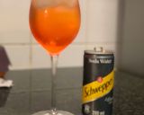 A picture of step 2 of Aperol Spritz.