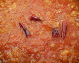 Foto del paso 2 de la receta: Guiso de pulpo. Pica pica de pop
