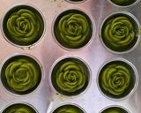 Foto langkah ke 9 dari resep Rose Green Tea Puding.