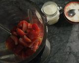 A picture of step 1 of Strawberry Milkshake.