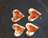 A picture of step 3 of Combination of love and pizza.