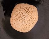 Foto langkah ke 5 dari resep Pancake simpel (teflon) sederhana.