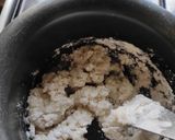 A picture of step 4 of Ukdiche modak.