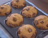 A picture of step 9 of Chocolate ChunkPistachio Muffins.