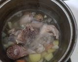 Foto langkah ke 3 dari resep Sop Ayam Kampung.