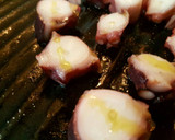 Foto del paso 6 de la receta: Pulpo a plancha con puré de patatas al pimentón