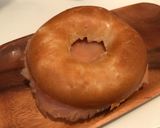 A picture of step 2 of Salmon Bagel Breakfast.