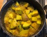 Une image de l'étape 3 de Purée de courge jaune au quatre épices et curcuma.