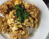 Foto langkah ke 9 dari resep Ayam goreng tepung saos telur asin.