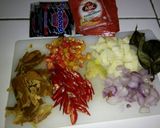 Foto langkah ke 2 dari resep Sarden pindang pedas manisss.