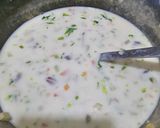 Gambar langkah 5 resipi Cream of Chicken Soup with Croutons.
