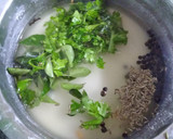 ஸ்பெஷல் ஆனியன் கேரட் ரவா தோசை(rava dosai recipe in tamil) ரெசிபி ஸ்டேப் 2 புகைப்படம்