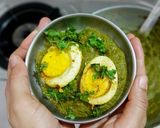 ग्रीन मसाला एग करी / पालक करी (Green masala egg curry / palak curry recipe in hindi) रेसिपी चरण 12 फोटो