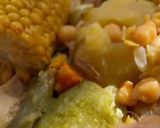 A picture of step 5 of Canarian Puchero.