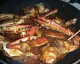 A picture of step 9 of Kadhai Crab.