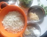 कोथिंबीर पोहे (kothimbeer pohe recipe in marathi) रेसिपी स्टेप 1 फोटो