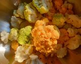 Foto del passaggio 1 della ricetta Tutto in uno: Pasta e cavolfiore