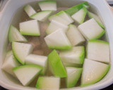 蒲瓜排骨湯 簡單夏日湯品的食譜步驟3照片
