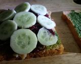 A picture of step 4 of Tadkewala Beetroot Sandwich.