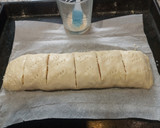 Foto del paso 8 de la receta: Hojaldre enrollado de pollo y queso