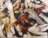 A picture of step 3 of DIM SUM Chicken Feet.