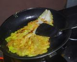 Foto langkah ke 4 dari resep Baechu Jeon (Napa Cabbage Savory Pancake).