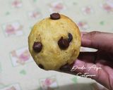 Foto langkah ke 9 dari resep Muffin Pisang Chocochips.