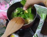Foto langkah ke 4 dari resep Sayur pokcoy telur.