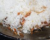A picture of step 4 of Veg Schezwan Fried Rice.