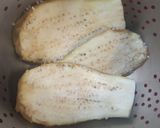 Foto del paso 1 de la receta: Escabeche de Berenjena y Morrones Tricolor