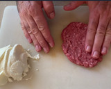 Foto del paso 3 de la receta: Filetes rusos, mozzarella y barbacoa