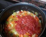 Foto del paso 6 de la receta: Muslos de pollo en salsa con menestra de verduras y setas en freidora de aire
