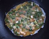 Foto langkah ke 3 dari resep Martabak Telur #Cabeku #Telur3in1#Dirumahsaja.