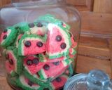Foto langkah ke 7 dari resep Watermelon Cookies (Kue Semangka).