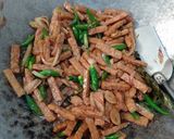 Foto langkah ke 5 dari resep Oseng Tempe Lombok Ijo.