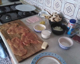 Foto del paso 1 de la receta: Pollo relleno con salsa de champiñones