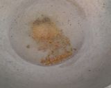 A picture of step 2 of Vemiceile upma.