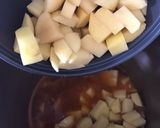 Savanyú káposztás-kolbászos-virslis leves recept fázis 8 fotója