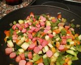 Foto del paso 3 de la receta Arroz salteado de verduras o combinado! 🥒➕🥓❓