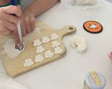 Foto del paso 6 de la receta Galletas de mantequilla decoradas Cookpad