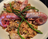 Foto del paso 10 de la receta: Arroz integral con conejo y gambones